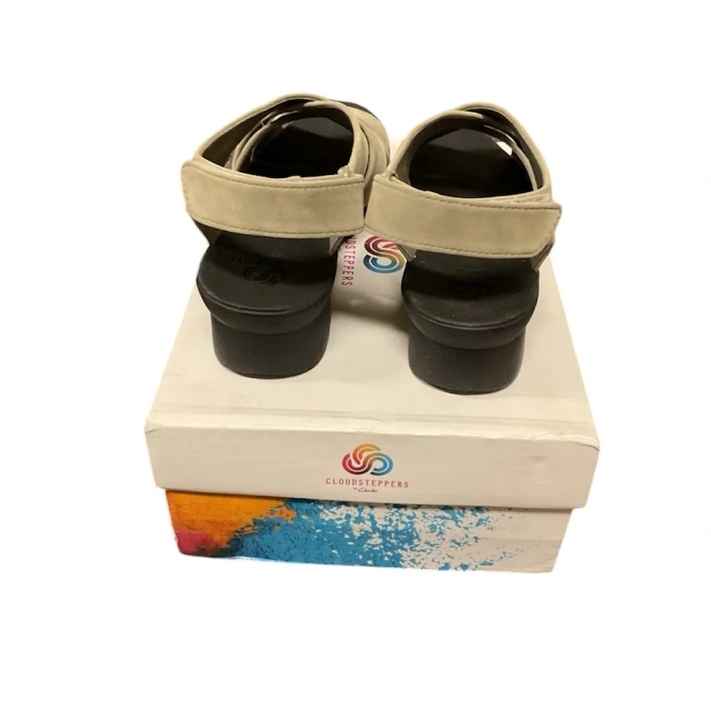 New Clarks Women’s Caddell Jena Wedge Sandal Size 6.5